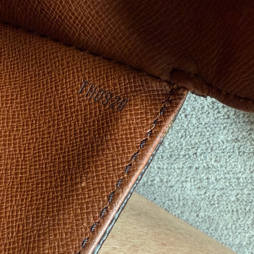 Louis Vuitton vintage Saint Cloud Monogram Crossbody Bag - Picture 2 of 13